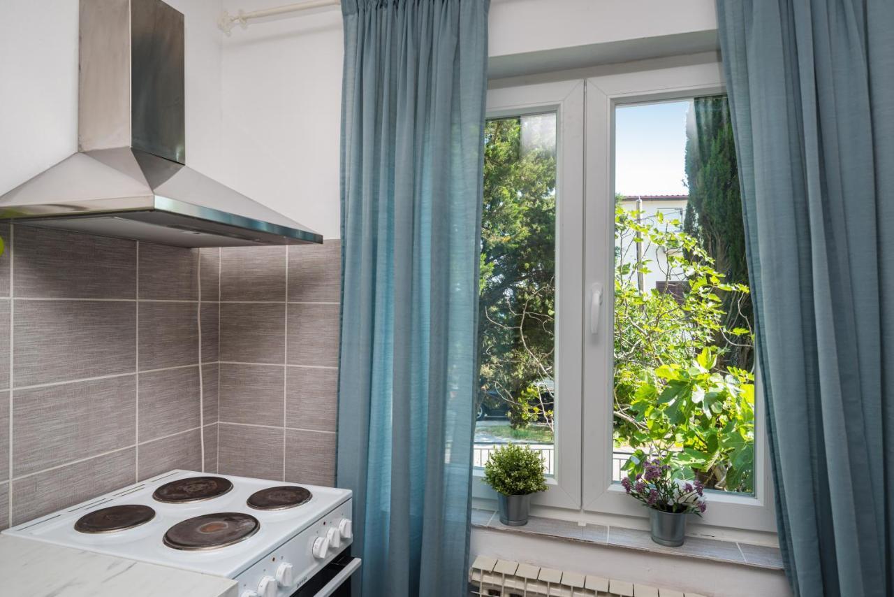 Vacation House Anna Karlobag Extérieur photo