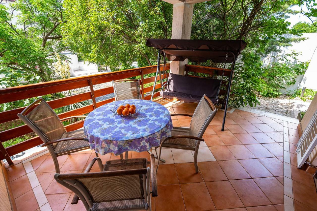 Vacation House Anna Karlobag Extérieur photo